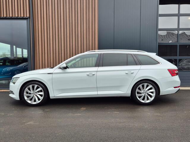 Skoda SUPERB Combi 1.4 TSI ACT Sportline Business | Bomvol | Xenon LED | Stuur- stoelverwarm.