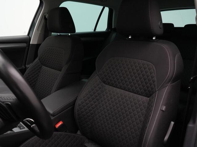 Skoda SUPERB Combi 1.4 TSI 218 pk DSG iV Business Edition | Trekhaak | Achteruitrijcamera | Navigatie | Stoelverwarming