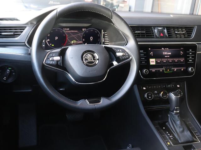 Skoda SUPERB Combi Business Edition Plus 1.5 TSI 150pk AUTOMAAT | Trekhaak | Achteruitrijcamera | Stoelverwarming | Elek. verstelbare bestuurdersstoel | Keyless |