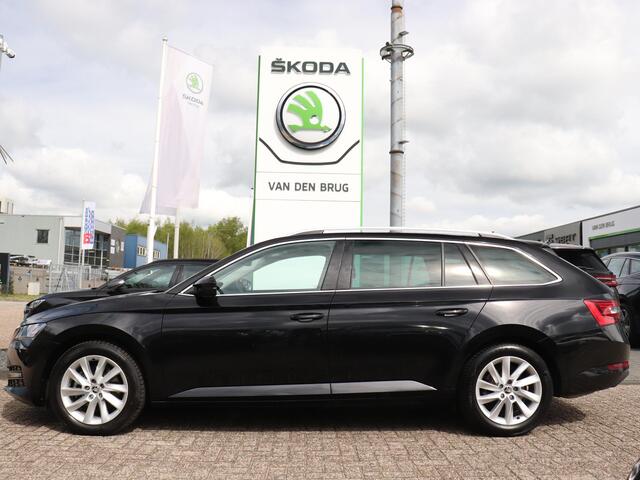 Skoda SUPERB Combi Business Edition Plus 1.5 TSI 150pk AUTOMAAT | Trekhaak | Achteruitrijcamera | Stoelverwarming | Elek. verstelbare bestuurdersstoel | Keyless |