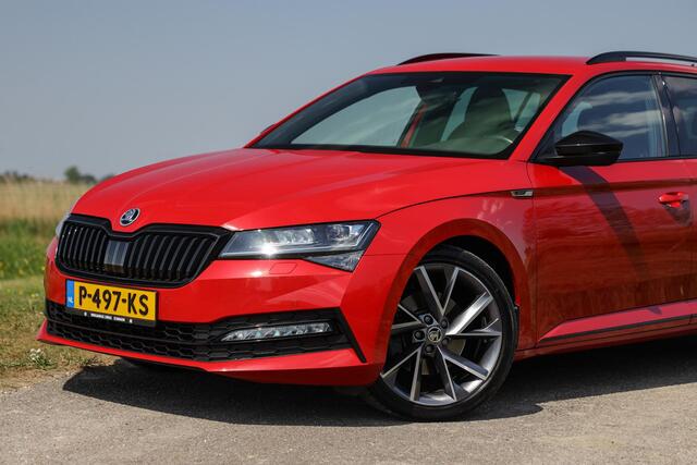 Skoda SUPERB Combi 1.5 TSI 150 pk DSG Sportline ? LED ? ACC ? Carplay