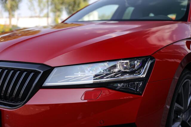 Skoda SUPERB Combi 1.5 TSI 150 pk DSG Sportline ? LED ? ACC ? Carplay