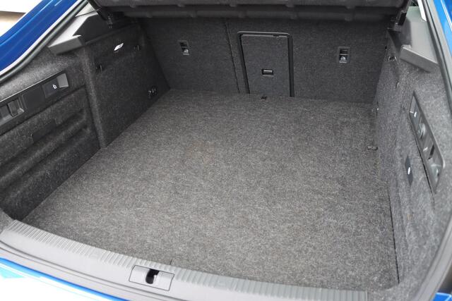 Skoda SUPERB 1.4 TSI iV Business Edition 218pk DSG6