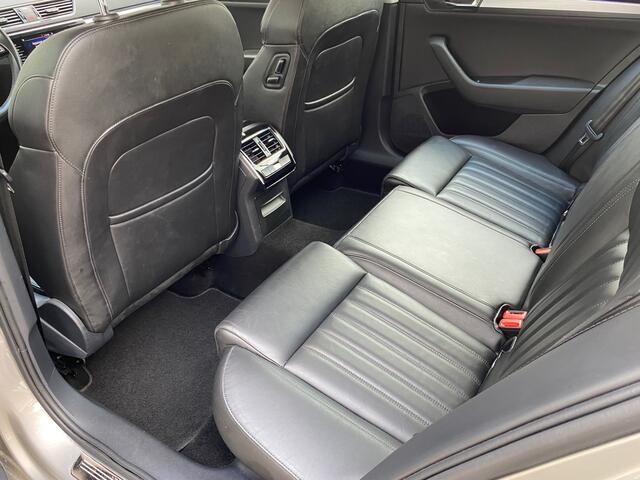 Skoda SUPERB 1.8 TSI Style Business Aut. / Leder/ Trk.hk