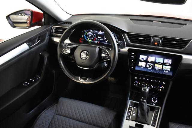 Skoda SUPERB Combi iV 218PK DSG HYBRID BUSINESS+ VIRTUAL/NAVI/TREKHAAK