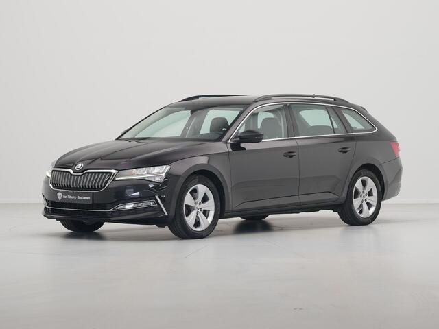 Skoda SUPERB Combi 1.4 TSI iV 218pk Ambition Trekhaak Navigatie Virtual Cockpit Stoelverwarming Carplay