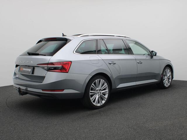 Skoda SUPERB Combi 1.4 TSI iV Business Edition Plus 218PK DSG matrix led, trekhaak, panoramadak, elek. verstelbare voorstoelen, stoelverwarming voor & achter, standkachel, 360gr. camera, side assist, virtual pedal, 19" lichtmetaal