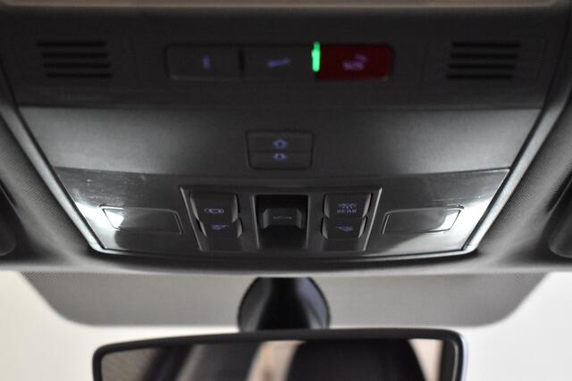 Skoda SUPERB Combi iV 218PK DSG HYBRID BUSINESS LEDER/NAVI/PANORAMADAK