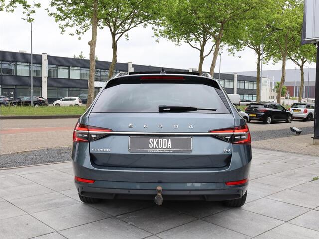 Skoda SUPERB Combi iV 1.4 TSI PHEV 218PK | Panodak | Standkachel | Virtual | Memory | Elektrische koffer | Trekhaak | Stoel&Stuurverwarming |