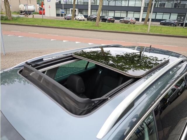 Skoda SUPERB Combi iV 1.4 TSI PHEV 218PK | Panodak | Standkachel | Virtual | Memory | Elektrische koffer | Trekhaak | Stoel&Stuurverwarming |