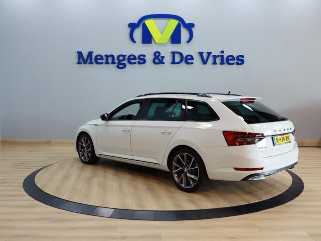 Skoda SUPERB Combi 1.4 TSI iV Sportline Business Airco ECC | Virtual | Memory | LED | Cruise Control | Trekhaak | Stuurverwarming | Camera | Sfeer | Isofix | NAP