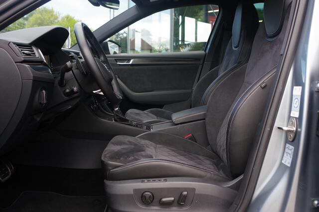 Skoda SUPERB Combi 1.4 TSI iV Sportline BNS 218 PK PHEV, Panoramadak, Trekhak, Canton Sound, Memory, 19" LM, 360 Camera,