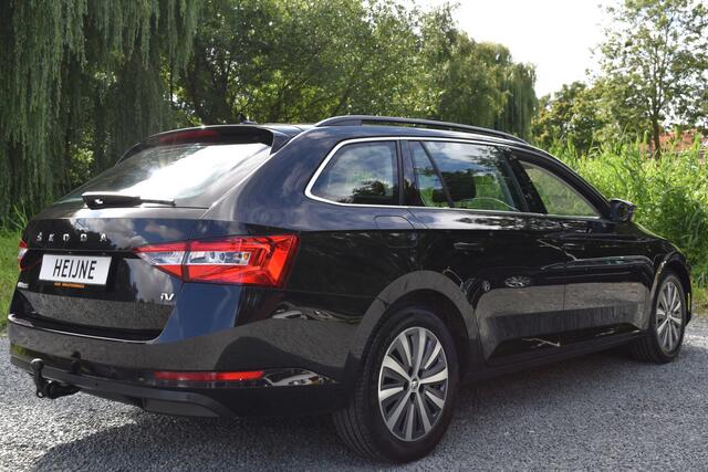 Skoda SUPERB Combi iV 218PK DSG HYBRID BUSINESS VIRTUAL/NAVI/TREKHAAK