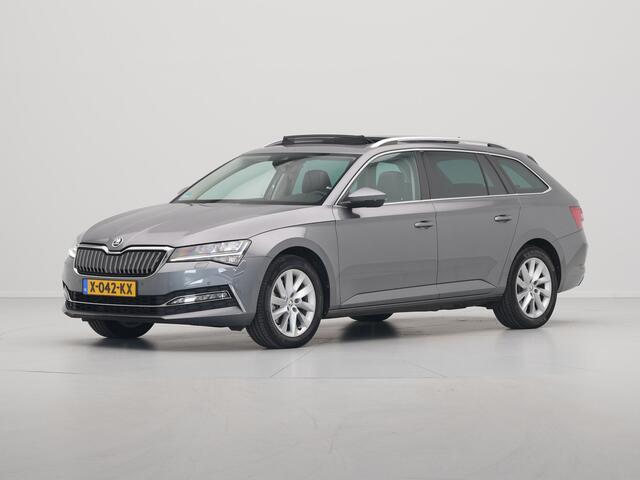 Skoda SUPERB Combi 1.4 TSI iV 218pk DSG Business Edition Plus Navigatie Wegkl. trekhaak Side assist Stoelverwarming v + a 221