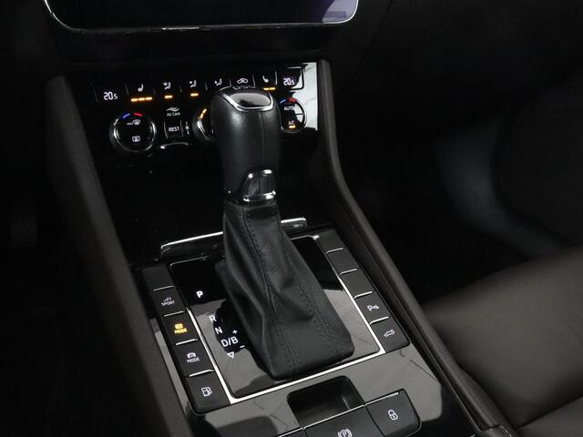 Skoda SUPERB 1.4 TSI iV Laurin & Klement | Leder | Trekhaak | Adaptive cruise | Stoelverwarming | Canton Sound | Virtual Cockpit | Navigatie | Memory | Achterbankverwarming | Full LED | Keyless | Carplay | PHEV