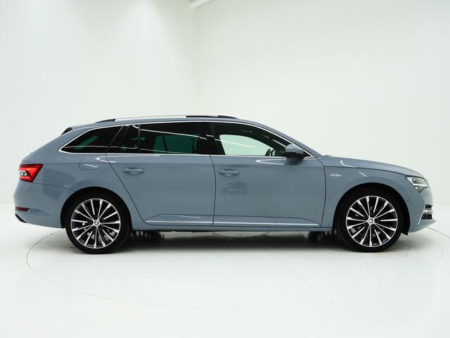 Skoda SUPERB Combi 1.4 TSI iV Laurin & Klement | Panoramadak | Trekhaak | Canton | 360 | Keyless | Adaptive Cruise