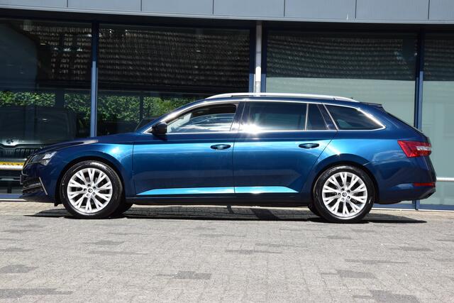 Skoda SUPERB Combi 1.4 TSI iV Business Edition Plus PHEV Plug-in Hybride | Org. NL | BOVAG Garantie | Trekhaak | Virtual Cockpit | Apple Carplay/Android Auto | Elektrische Voorstoelen met geheugen | Verwarmde Voorruit + Stoelen |