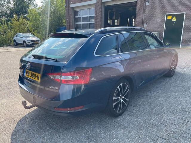 Skoda SUPERB 1.4 TSI Ambition Bns Trekhaak Navi Led NAP