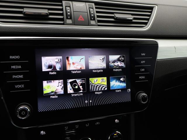 Skoda SUPERB Combi 1.5 TSi 150 Pk Automaat Business Edition | Cruise | Parkeersensoren | Carplay | ECC | DAB | Navi | 16 Inch | 14.234 Km!!