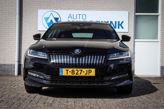 Skoda SUPERB Combi 1.4 TSI iV Sportline Business ++Rondom camera,trekhaak,