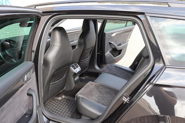 Skoda SUPERB Combi 1.4 TSI iV Sportline Business ++Rondom camera,trekhaak,