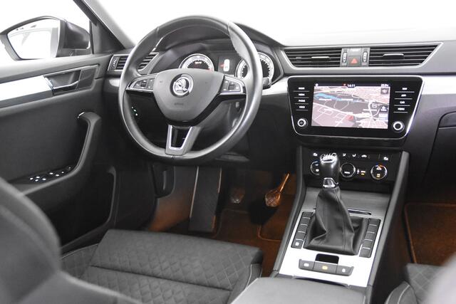 Skoda SUPERB 1.5 TSI *1ste eigenaar*Navigatie*Trekhaak*DAB*