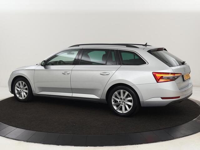 Skoda SUPERB Combi 1.4 TSI iV Business Edition | Automaat | Climate control | Adaptive control | LED | Stoelverwarming | Camera | Navigatie | Carplay | PHEV