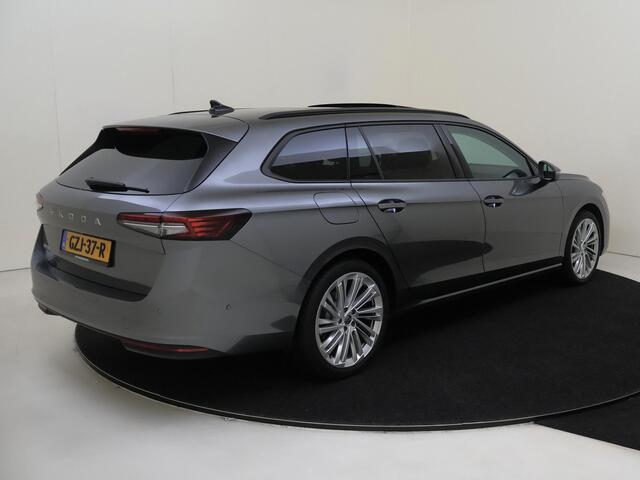 Skoda SUPERB Combi 1.5 TSI MHEV First Edition | Leder | Stoelverwarming | Stoelventilatie | Panoramadak | Massage voorstoelen | LED Matrix | Keyless |