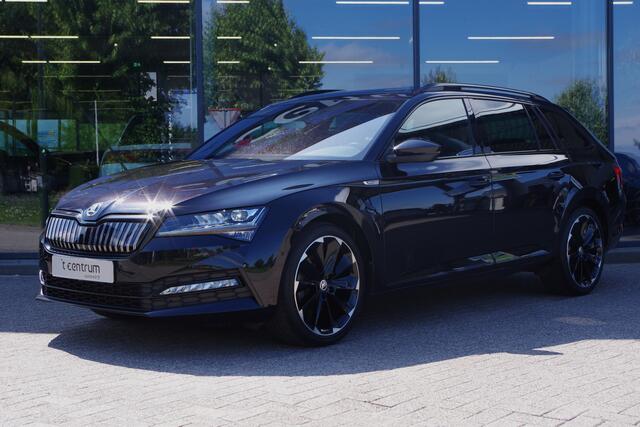Skoda SUPERB Combi 1.4 TSI iV Sportline Business 218 PK PHEV, Panoramadak, Trekhaak, Winterpakket