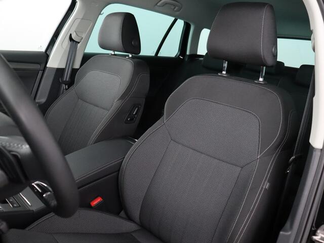 Skoda SUPERB Combi 1.4 TSI iV Business Edition Plus (Elek. trekhaak / ACC / Stoelverw. V+A / Camera)