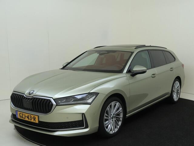 Skoda SUPERB Combi 1.5 TSI MHEV Business Edition Lederen bekleding | Massagestoelen | verwarmde voorruit | Panorama schuif kantel dak | Stoel en stuurverwarming | Privacy glass