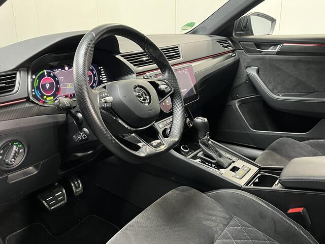Skoda SUPERB Combi 1.4 TSI iV Sportline Business / AUTOMAAT/ PANO/ CANTON AUDIO/ CAMERA/ PARK. SENSOREN/ MEMORY SEATS/ DODE HOEK/ CRYSTAL LIGHTING/ VIRTUAL COCKPIT/ STOEL-STUURVERWARM./ SMARTLINK/ ADAPT. CRUISE/ NAVI/ CLIMA/ DAB/ 19" LMV