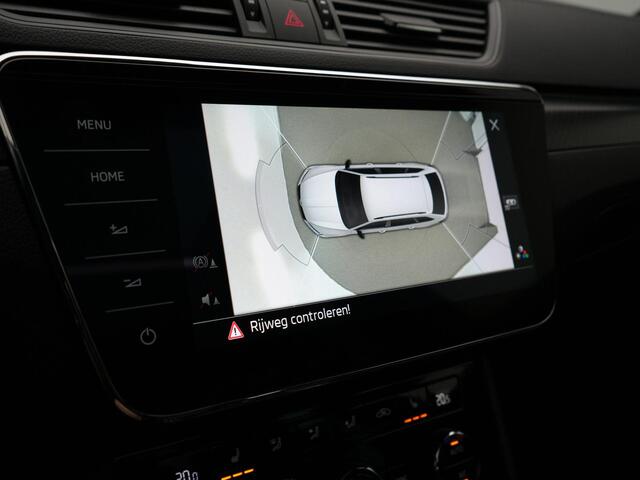 Skoda SUPERB Combi 1.4 TSI iV 218 pk DSG Sportline Business | Panoramadak | Trekhaak | Dynamic Chassis Control | Standkachel | Rondomzicht camera | Side Assist | 19 inch