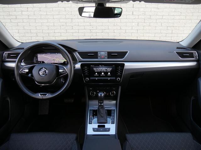 Skoda SUPERB Combi 1.4TSI iV BUSINESS EDITION PLUS/ CAMERA/ PDC V+A