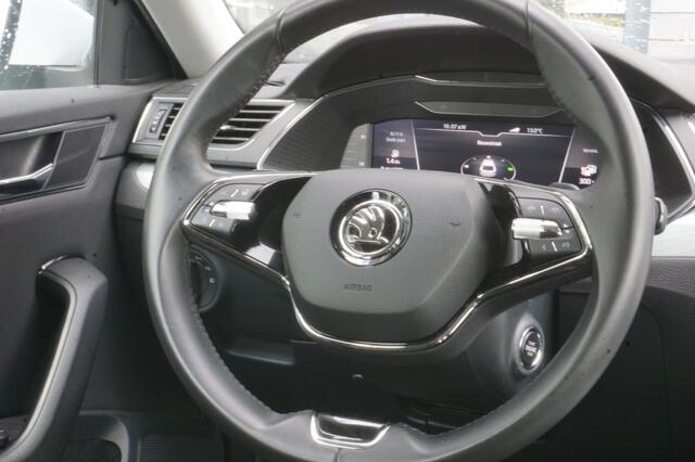 Skoda SUPERB COMBI 1.4 TSi IV PHEV CLIMA - VIRT. COCKP. - STUURVERW.