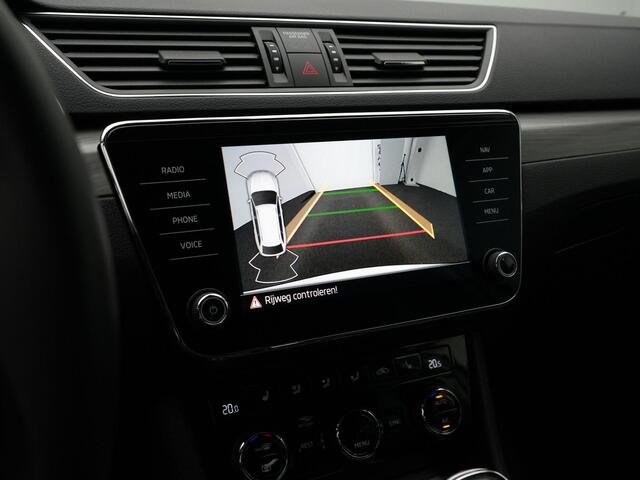 Skoda SUPERB Combi 1.4 TSI 218 pk DSG iV Style | Geheugenstoel | Matrix LED | Stoel-/achterbankverwarming | Achteruitrijcamera | Navigatie