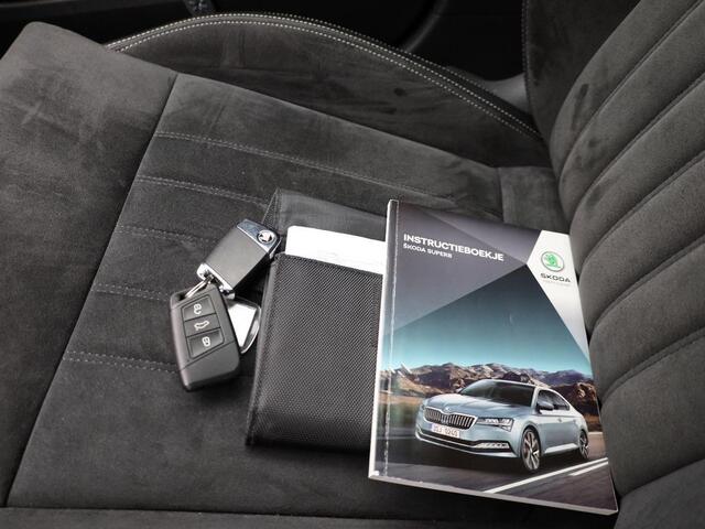 Skoda SUPERB 1.5 TSi 150 Pk Automaat Business Edition | Canton Audio | Adaptive Cruise | Carplay | Camera | Parkeersensoren | Navigatiesysteem | LED | 18 Inch