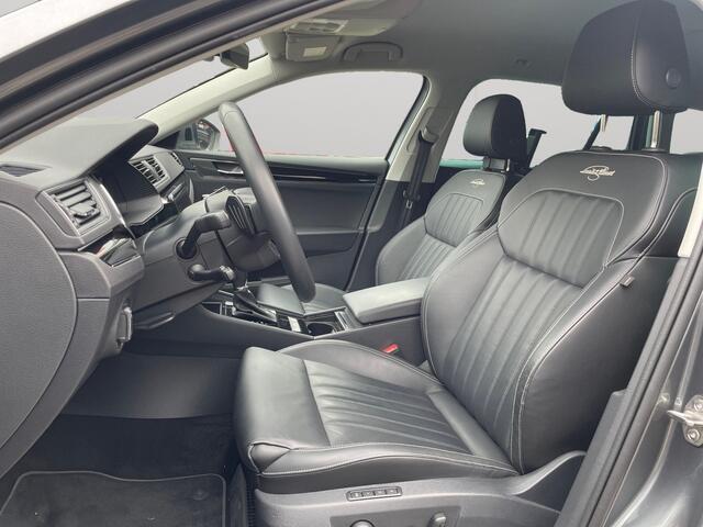 Skoda SUPERB Combi 1.4 TSI iV Laurin Klement ACC Leder Memory LED Stuurverwarming Stoelverwarming Keyless-Go