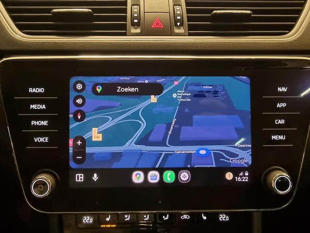 Skoda SUPERB Combi 1.5 TSI ACT Business Edition | Apple CarPlay / Android Auto navigatie | Elektrische achterklep | Stoelverwarming |