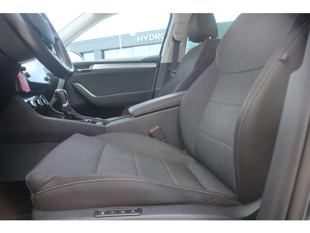 Skoda SUPERB Combi ¦koda 2.0 TDI Ambition | Apple Carplay | Navi | Stoelverwarming | Apk 11-2026!