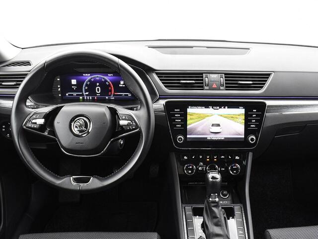 Skoda SUPERB Combi 1.5 TSI 150pk DSG ACT Business Edition Plus · Camera · Keyless · Apple/Android Car Play · Navigatie · Cruise Control · Elek. bestuurdersstoel · 17'' Inch · Garantie t/m 10-07-2027 of 100.000km