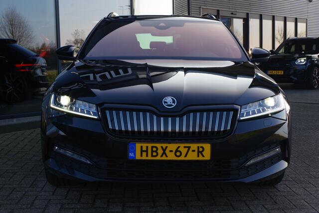 Skoda SUPERB Combi 1.4 TSI iV 218m PK Sportline BNS PHEV, Panoramadak, Adap. Cruise Control, Matrix-LED