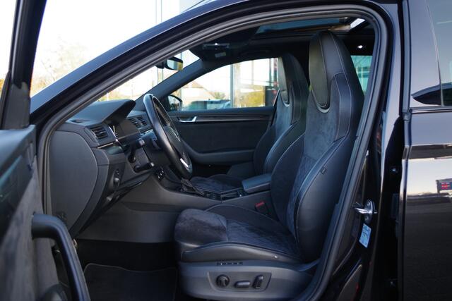 Skoda SUPERB Combi 1.4 TSI iV 218m PK Sportline BNS PHEV, Panoramadak, Adap. Cruise Control, Matrix-LED