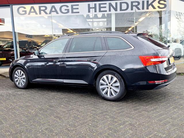 Skoda SUPERB Combi 1.4 TSI 218pk iV Business Edition | Trekhaak 1600kg wegklapbaar | Achterbank verwarming | Full LED | occasion