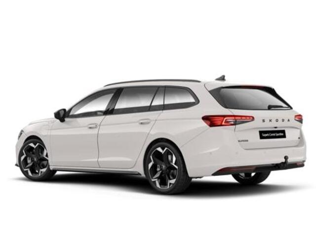 Skoda SUPERB combi Sportline Business 1.5 TSI PHEV 150 kW / 204 PK Co | Panoramadak, elektrisch bedienbaar | Trekhaak, wegklapbaar | Travel Assist Plus Sportline | Dynamic Chassis Control Pakket | CANTON Soundsystem | Lichtmetalen velgen 19 inch Torcular zwart gepolij