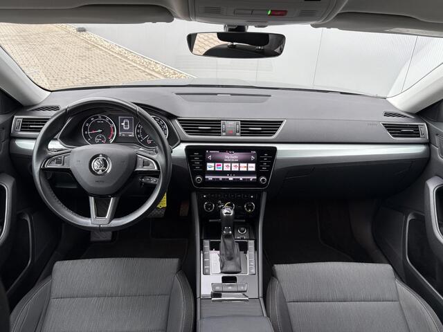 Skoda SUPERB Combi 1.5 TSI ACT Style Business / Automaat / Trekhaak afneembare kogel (1600 kg) / All-season banden / Stoelverwarming / Cruise Controle /