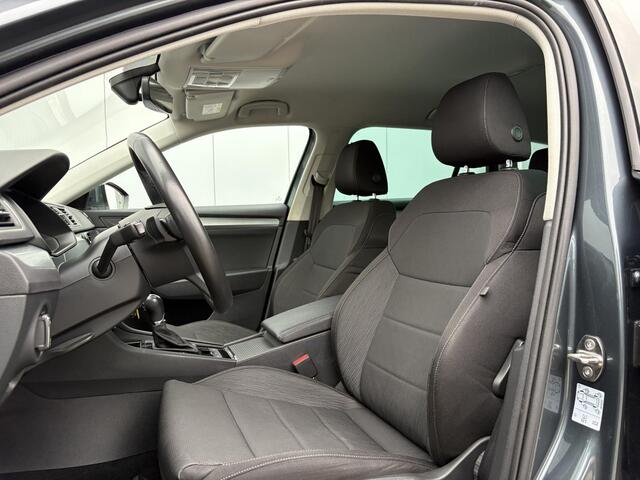 Skoda SUPERB Combi 1.5 TSI ACT Style Business / Automaat / Trekhaak afneembare kogel (1600 kg) / All-season banden / Stoelverwarming / Cruise Controle /