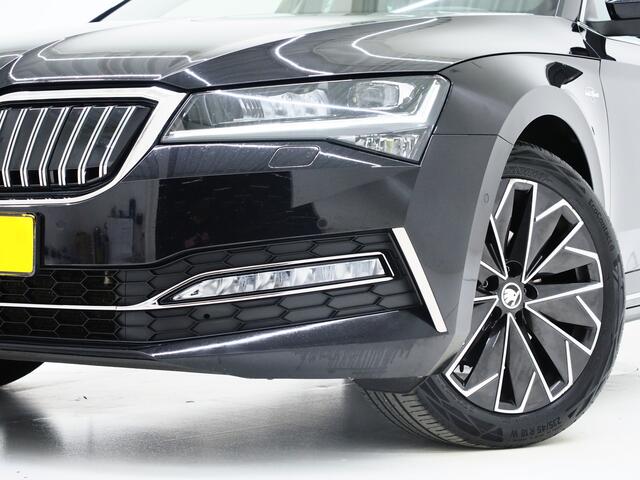 Skoda SUPERB Combi 1.4 TSI iV Laurin & Klement | Panoramadak | Massage | Canton | Camera | Keyless | Adaptive Cruise