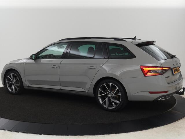 Skoda SUPERB 1.4 TSI iV Sportline | Panoramadak | Trekhaak | Stoelverwarming | Adaptive cruise | Camera | Alcantara | 19'' | Carplay | Matrix LED | Navigatie | Achterbankverwarming | PHEV | Plug In