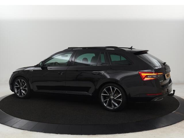 Skoda SUPERB 1.5 TSI Sportline | Panoramadak | Trekhaak | Stoelverwarming | Alcantara | Adaptive cruise | Camera | Carplay | Matrix LED | Climate control | Parkeerhulp | Sportstoelen